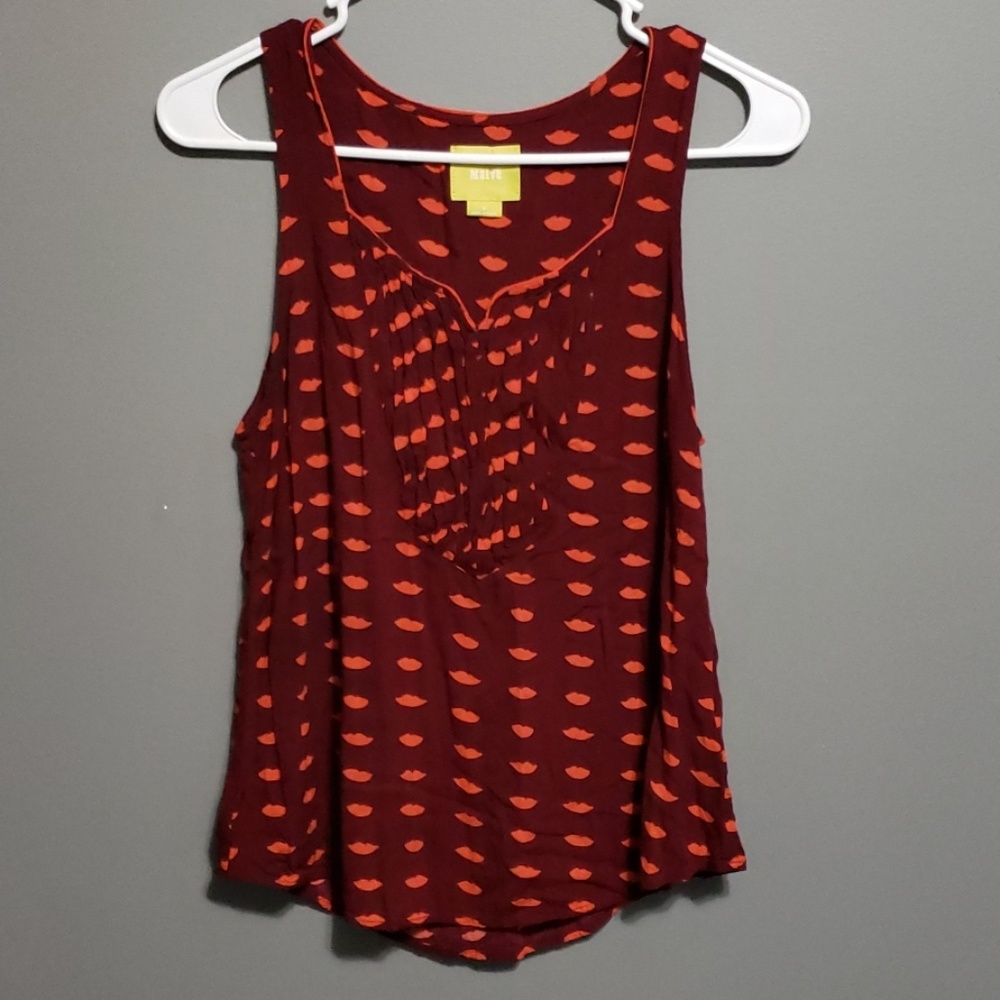 Maeve Sleeveless Burgundy Lips Top Size 8